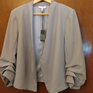Maison. d'Amélie Grey Blazer